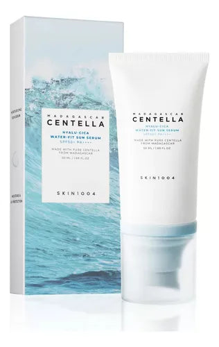 Skin1004 Centella Hyalu-Cica Water-Fit Sun Serum SPF50+ PA++++ – Protector solar coreano ligero