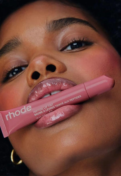 Rhode Peptide Lip Tint – Bálsamo labial hidratante con color y péptidos