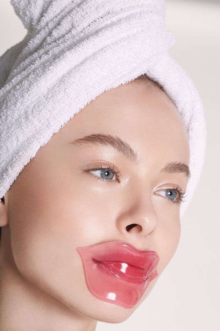 🌸 Japan Sakura Lip Mask — Hidratación y Suavidad Labial (1 pieza)