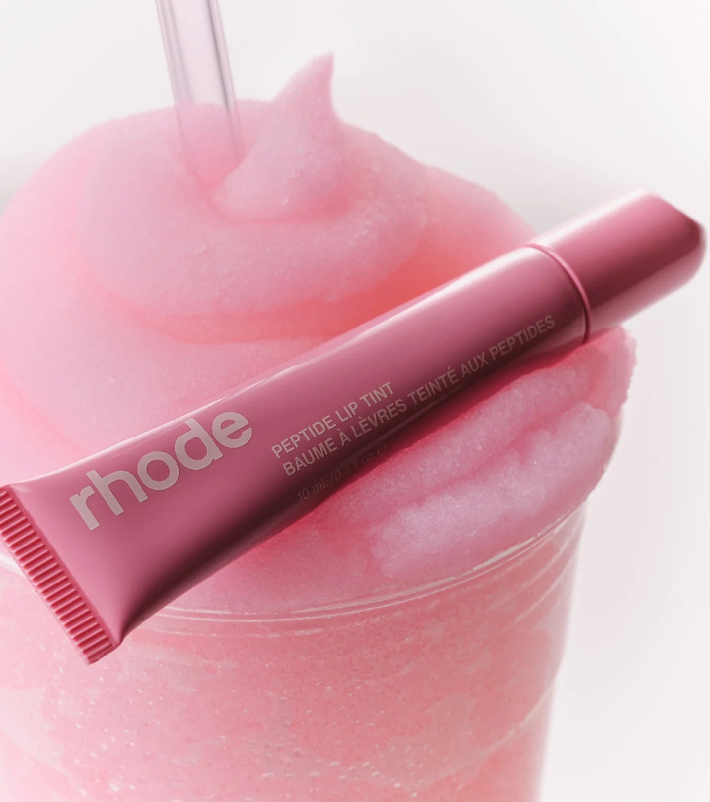 Rhode Peptide Lip Tint – Bálsamo labial hidratante con color y péptidos